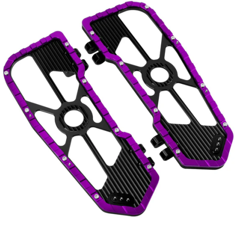 PG06-026-002  Footpegs