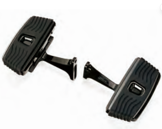 MC06-026-177  Footpegs