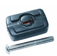 MC06-0052  Footpegs